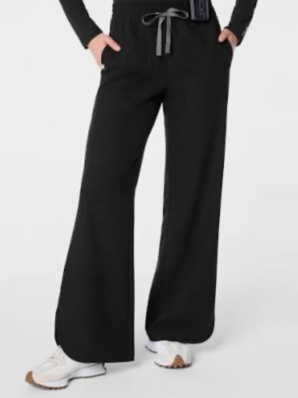 Figs Wide Leg Scrub Pants in Black